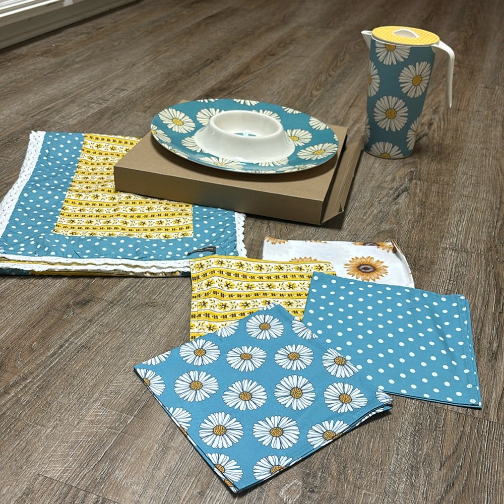 Matilda Jane serving set